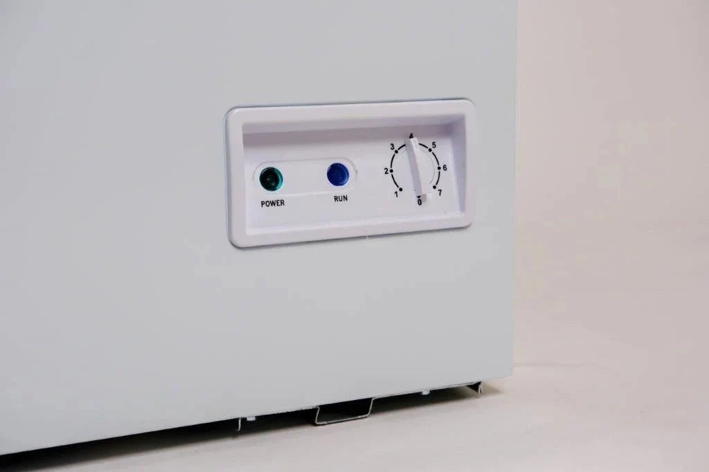 Frigidaire Chest Freezer 10.3 Cu. Ft., White - EFRF1005